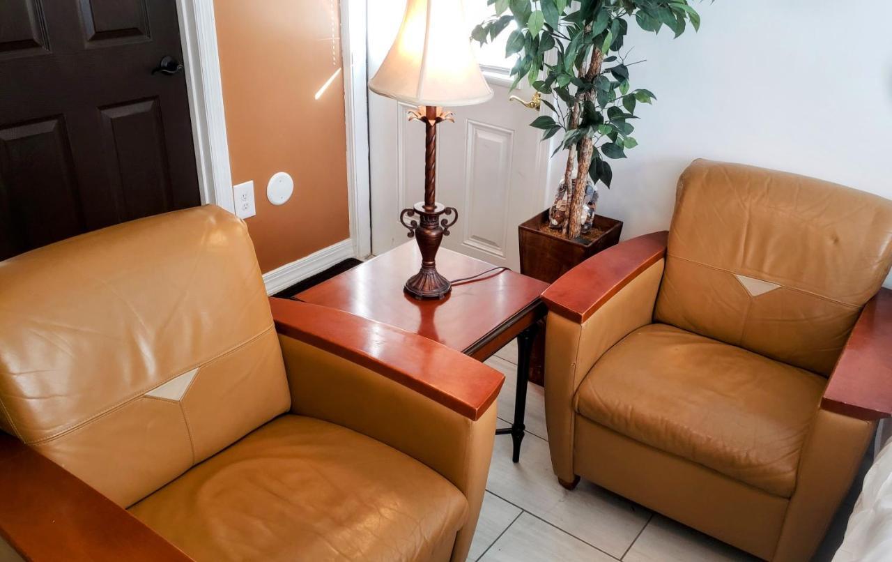Stylish Suite Tampa Minutes To Hard Rock Casino Mango Exterior foto